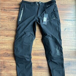 Dharco women’s Gravity Pants size small MTB